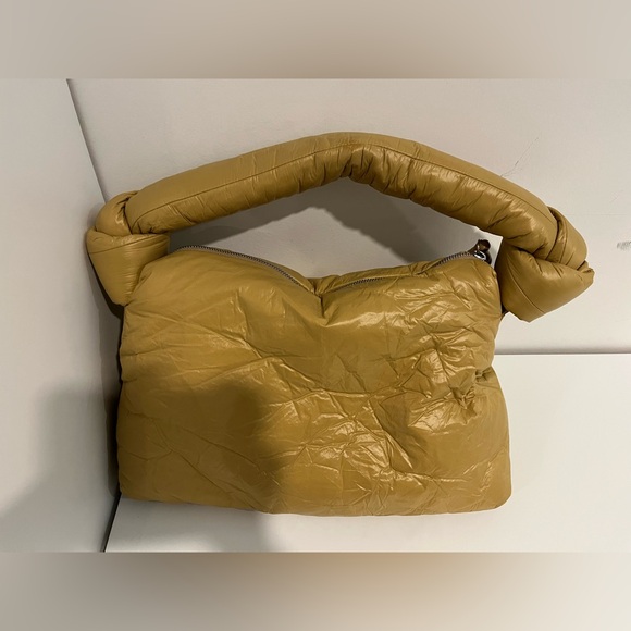 NWOT Dries Van Noten Gold Puff Shoulder Bag - Picture 4 of 5